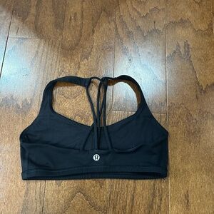 Lululemon free to be wild light support bra